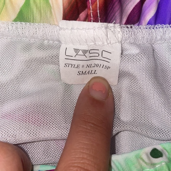 LASC Malibu Swim Shorts Purple Parrots | Small - Picture 7 of 8